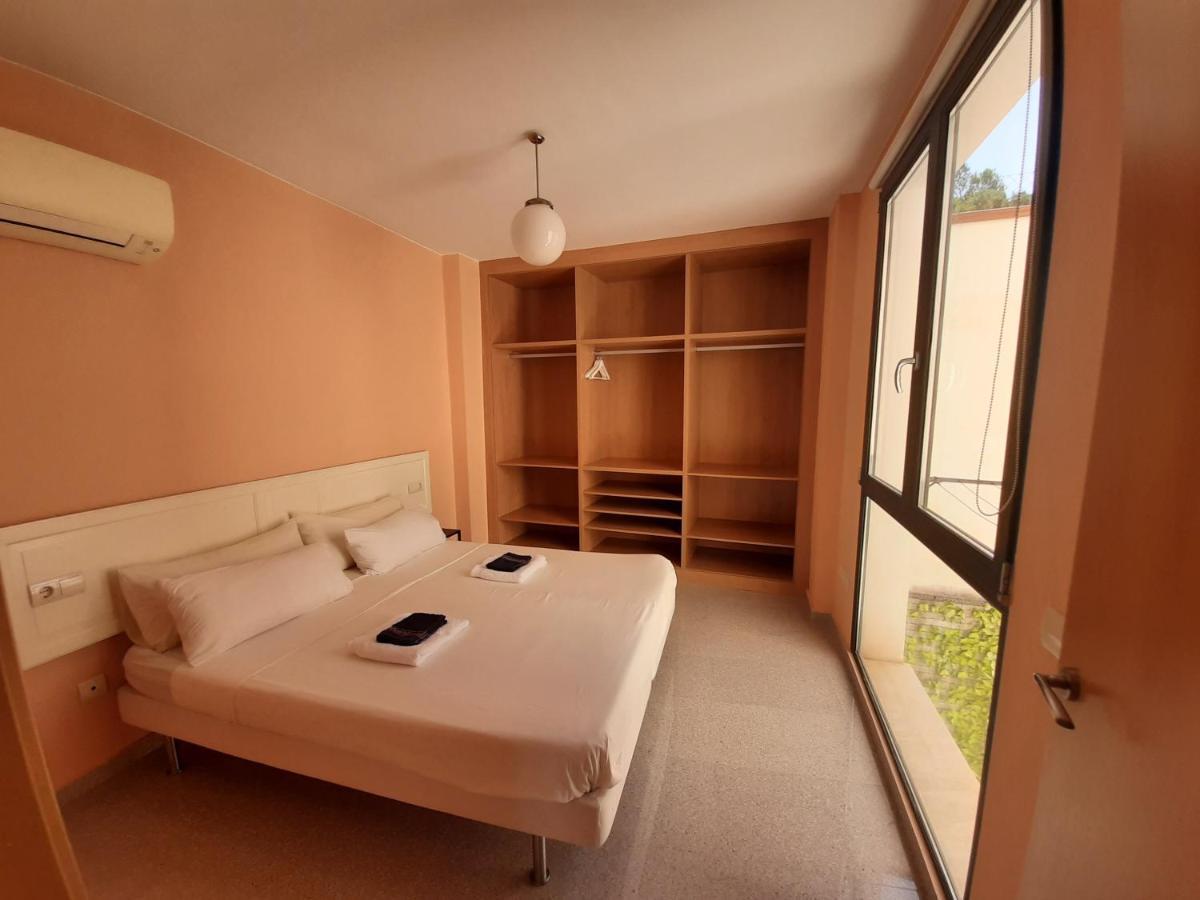 Apartamentos La Creu Bañeres Dış mekan fotoğraf