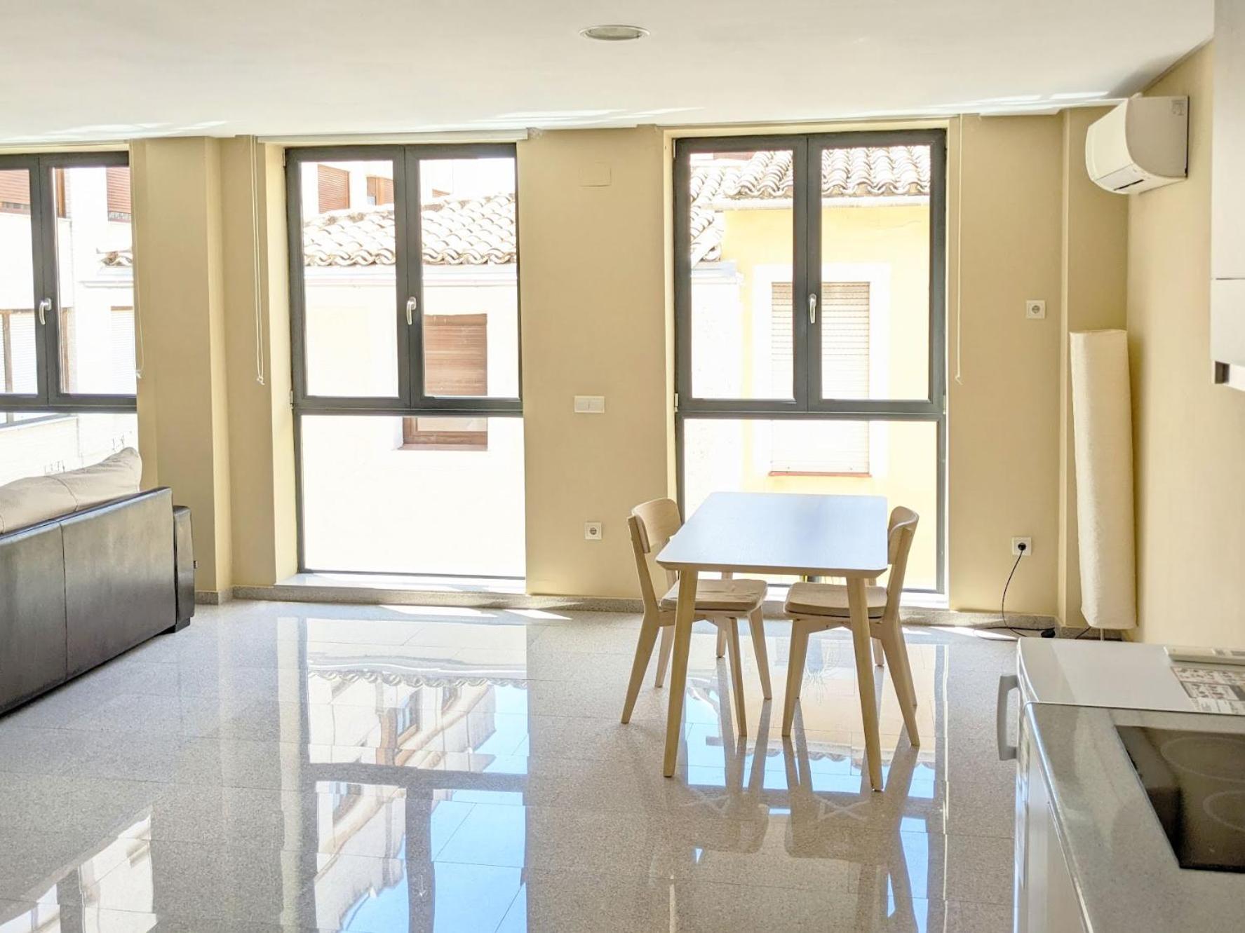 Apartamentos La Creu Bañeres Dış mekan fotoğraf